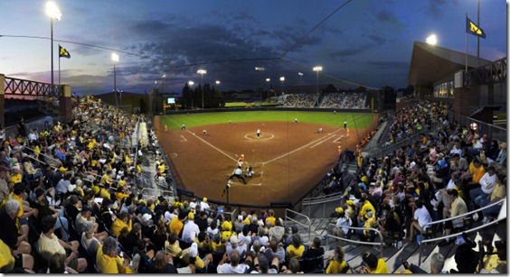 The University of Michigan softball team falls to Tennessee 5-0 in the first game of the Ann Arbor Super Regional at the Wilpon Softball Complex (Alumni Field) on Thursday, May 27, 2010 in Ann Arbor, MI.