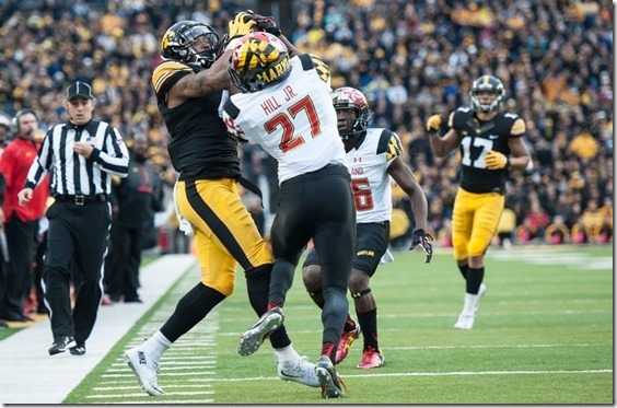 8895364-tevaun-smith-alvin-hill-ncaa-football-maryland-iowa-850x560